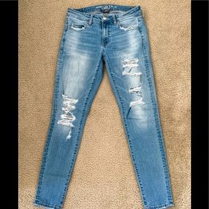 A&E Skinny Jeans - Size 6